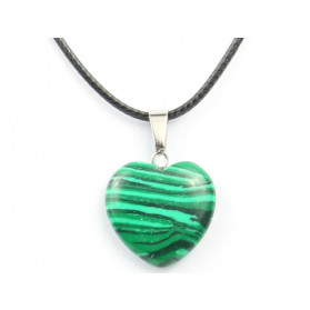 pendentif vert coeur pierre naturelle